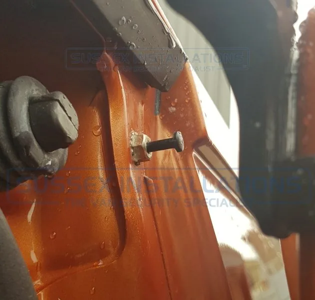 A high position pin switch fitted to a side load door