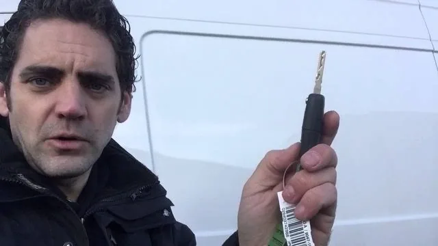 YouTube thumbnail: Electronic Slamlock - Courier Automatic Van Locking System - VW Crafter Installation